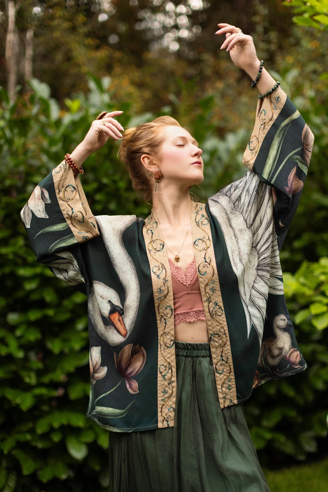 Market of Stars Under My Wing Cropped Pixie Duster