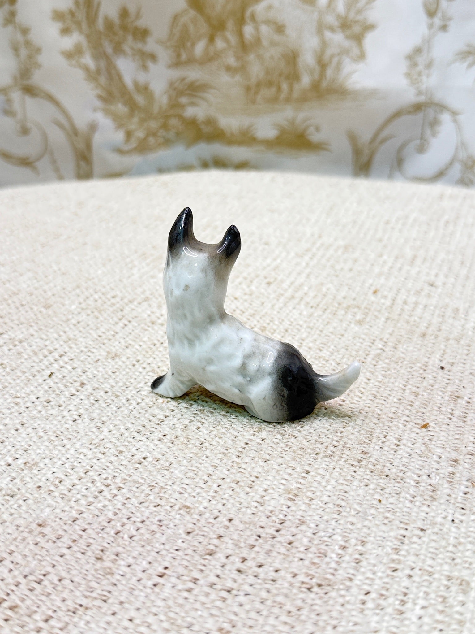 Scottish Terrier - Hand Painted in Germany