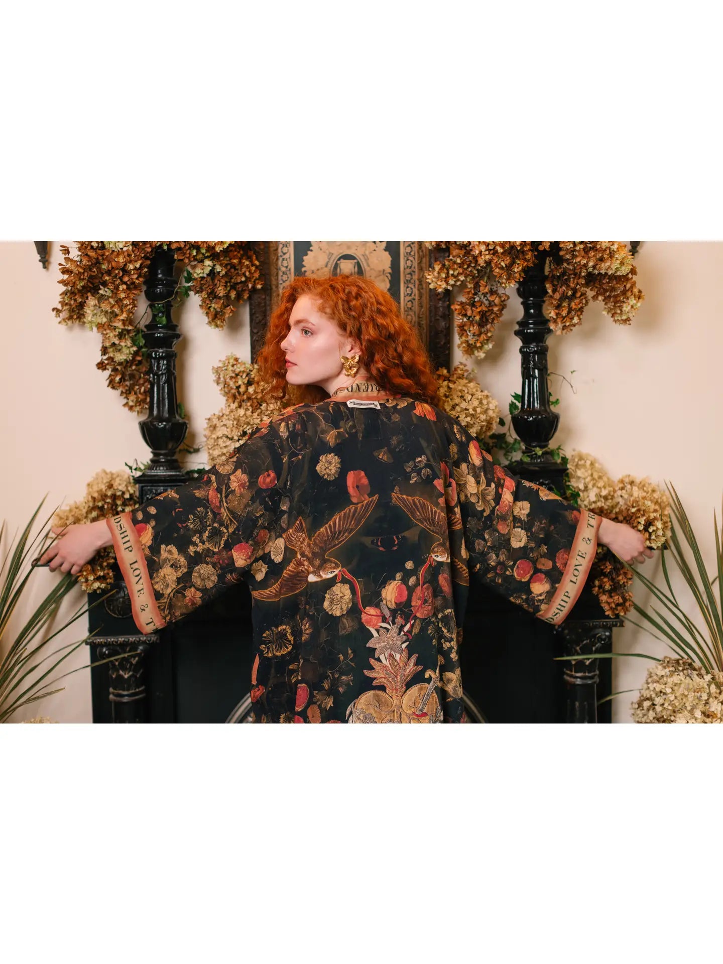 Market of Stars Heart of Gold Opera Duster Kimono Robe w/ Sacred Heart