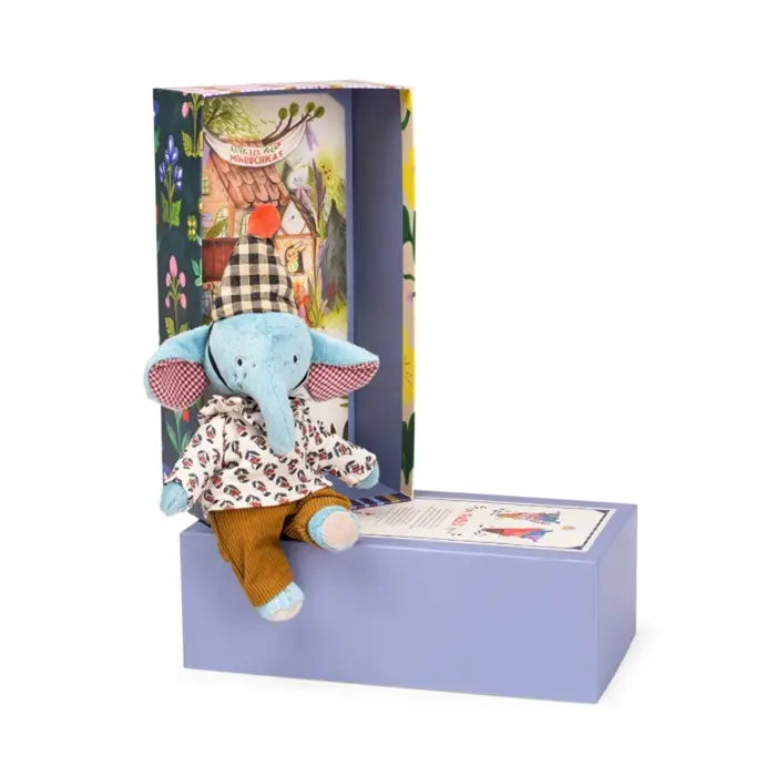 Pablo the Elephant - the Minouchkas