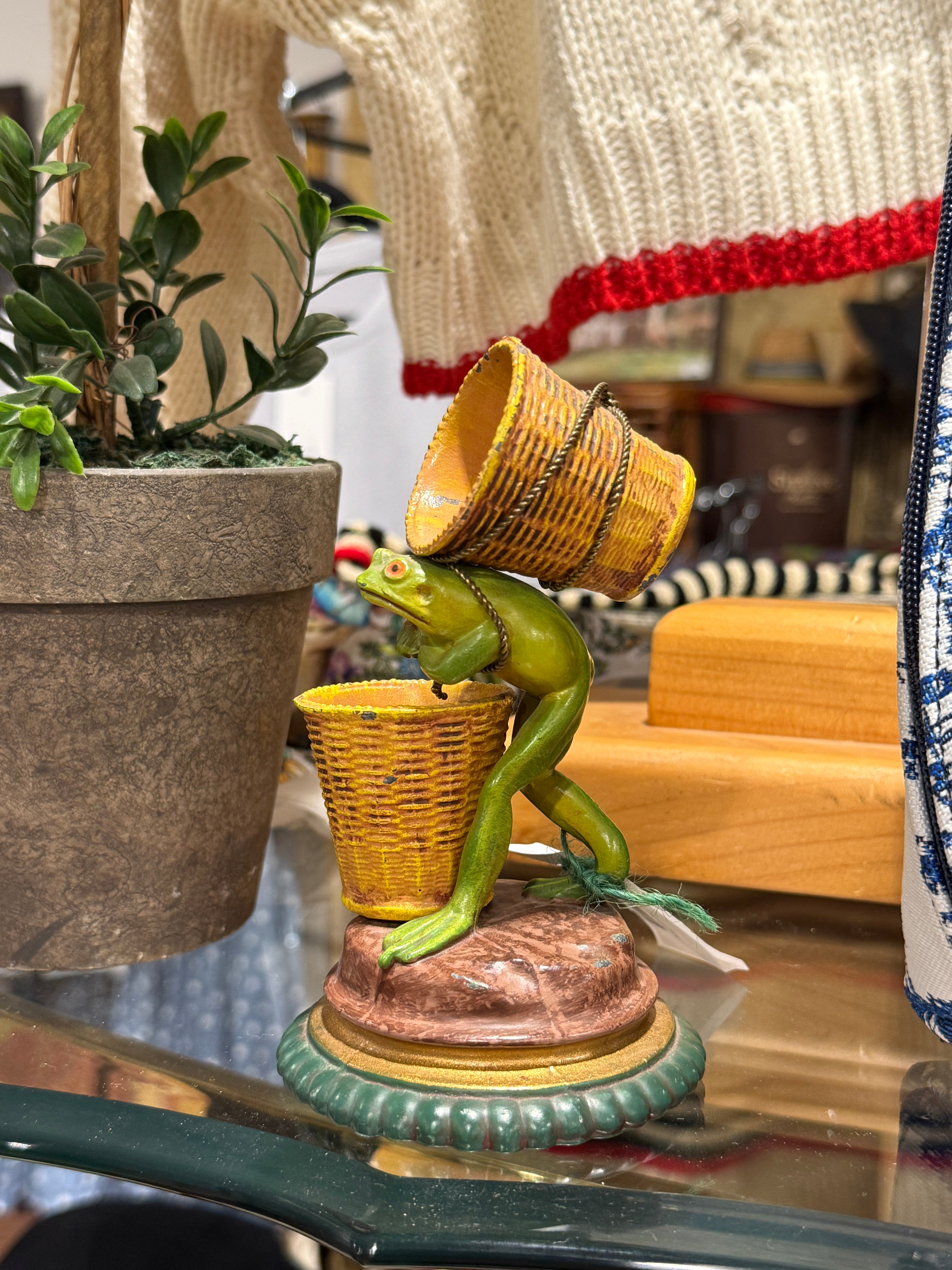 Vintage Hand Painted Frog with Baskets Elegant