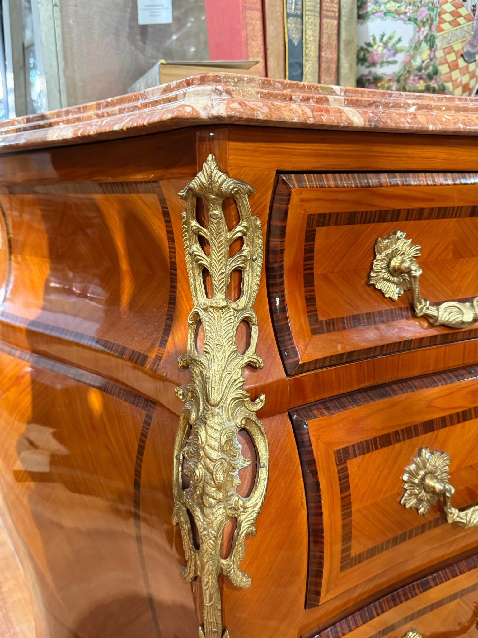Vintage Italian Louis XV-Inspired Bombe Chest with Rosewood Veneer and Pink Marble Top 2