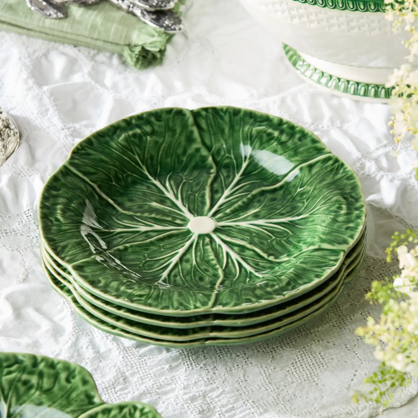 Le Jardin Cabbage 3-D Salad Plate 9 in