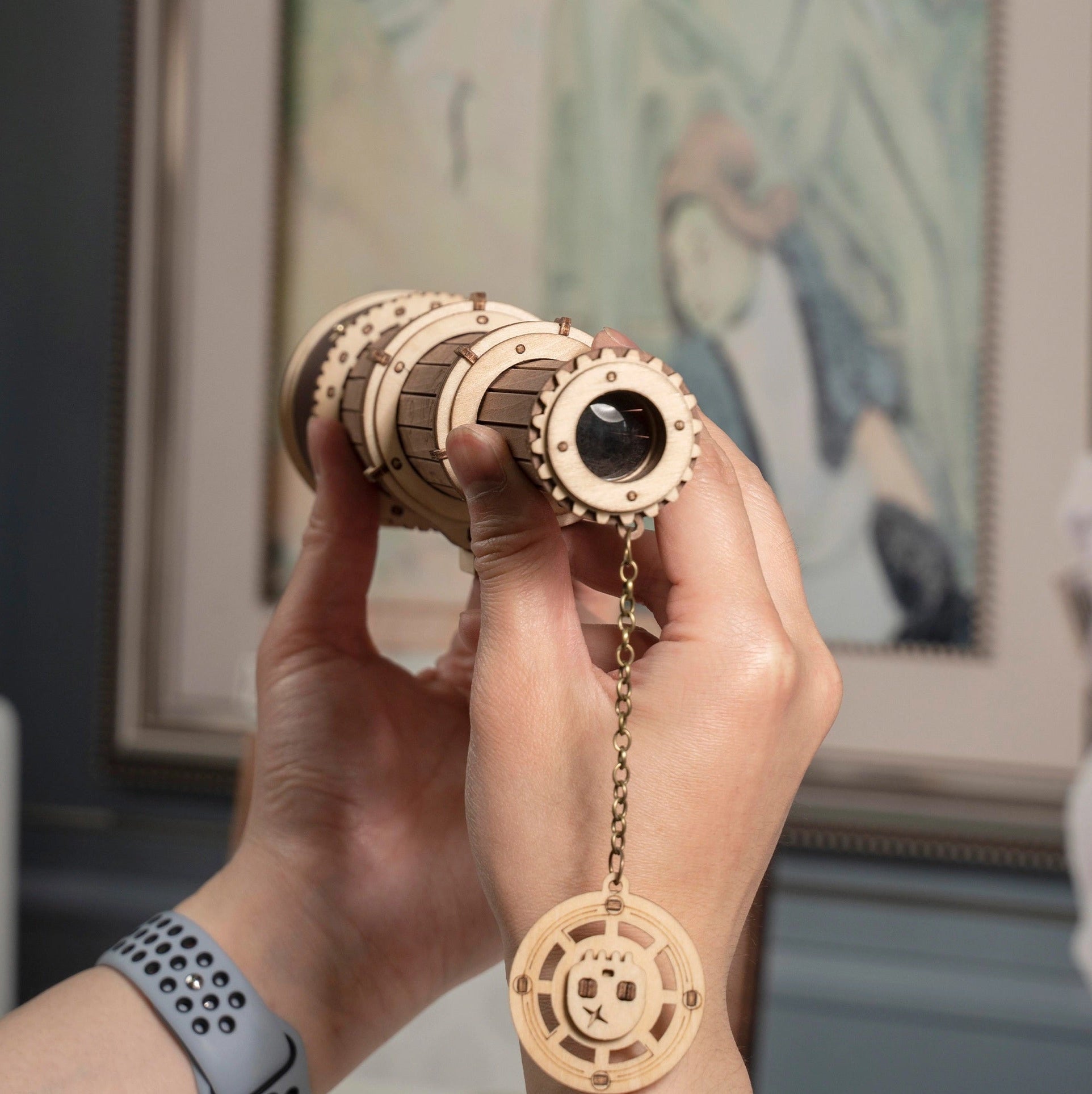 DIY Wooden Puzzle: Monocular Telescope Inside