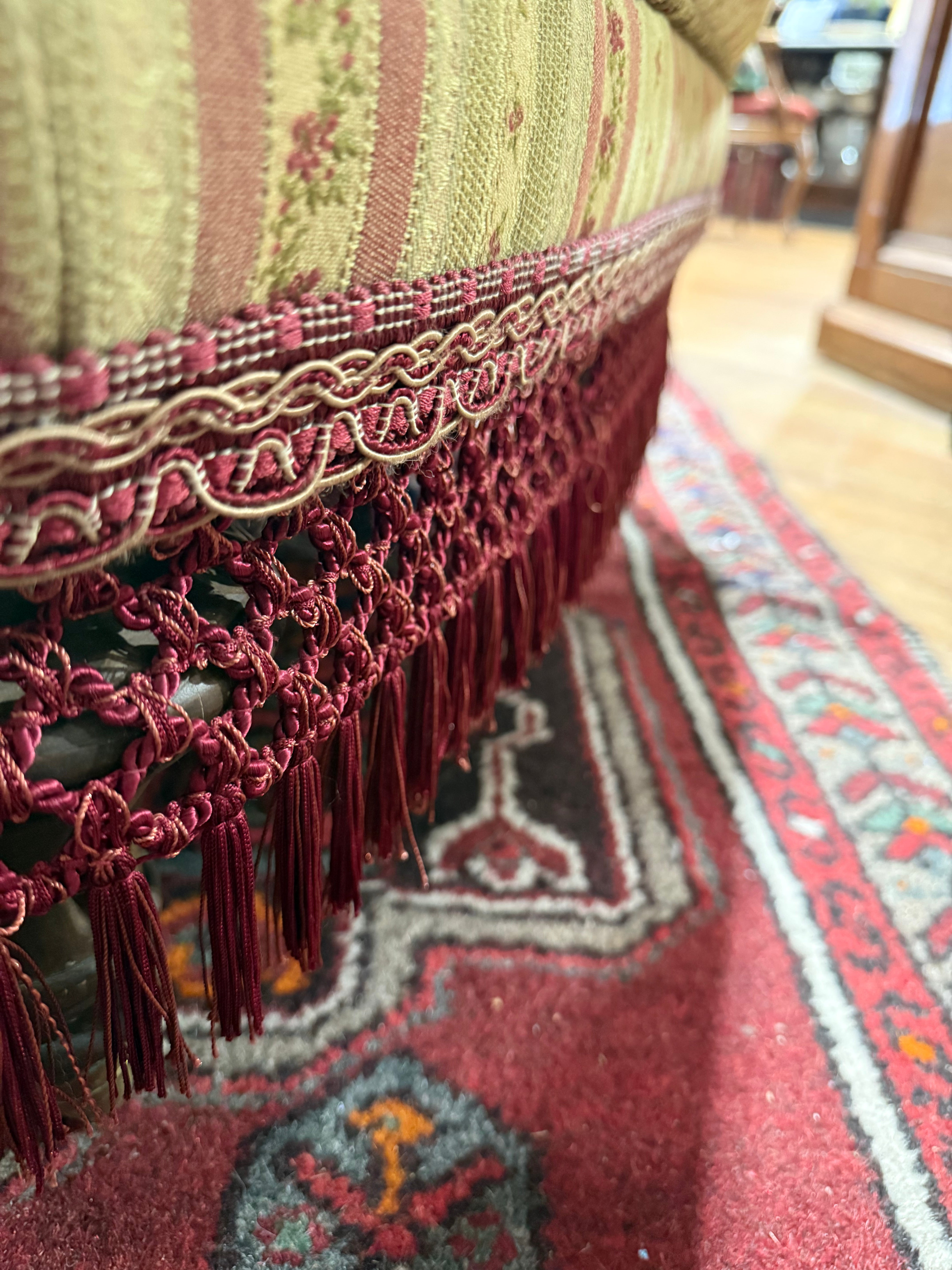 Custom EJ Victor Ottoman Bottom