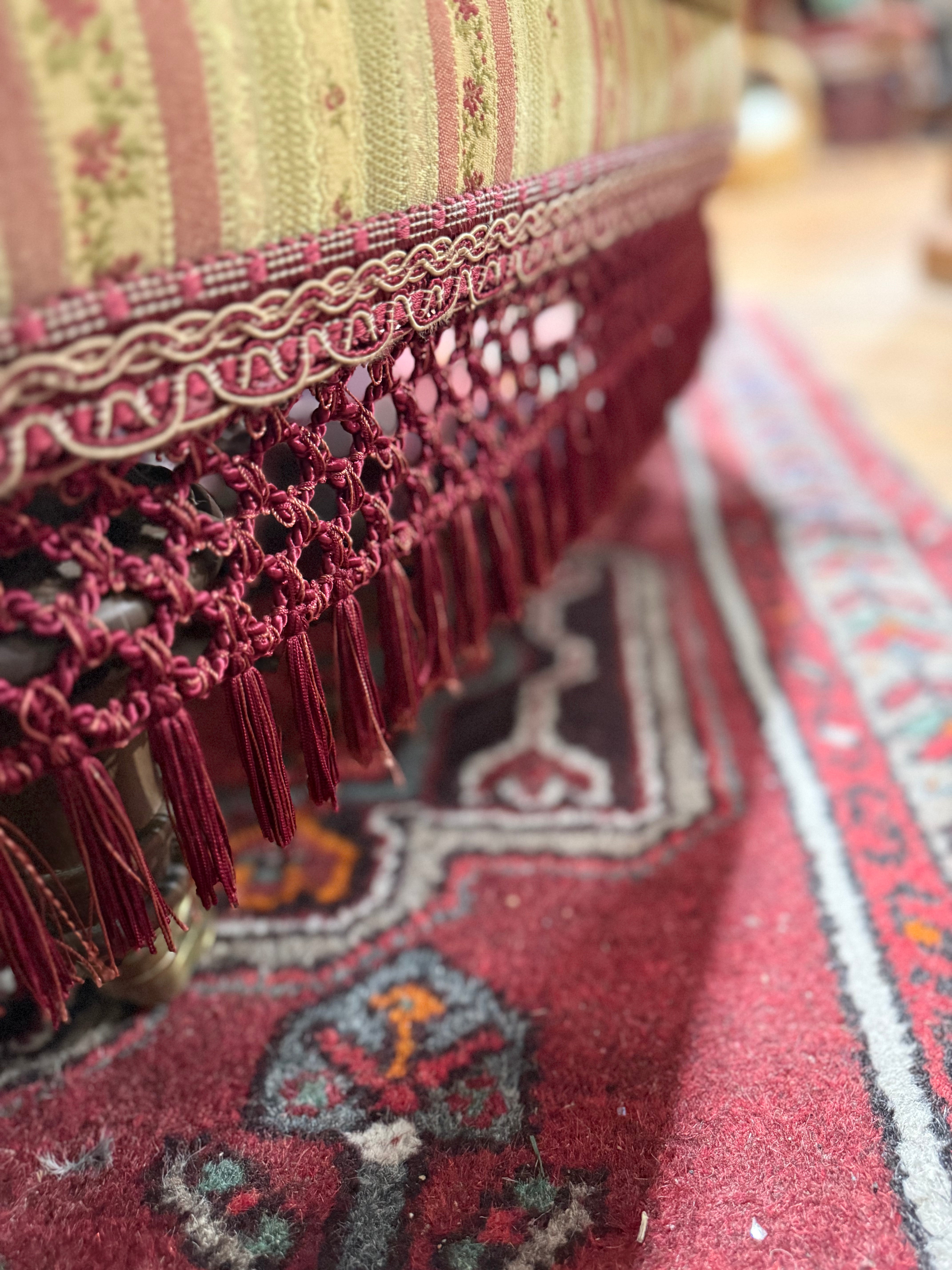 Custom EJ Victor Ottoman Design