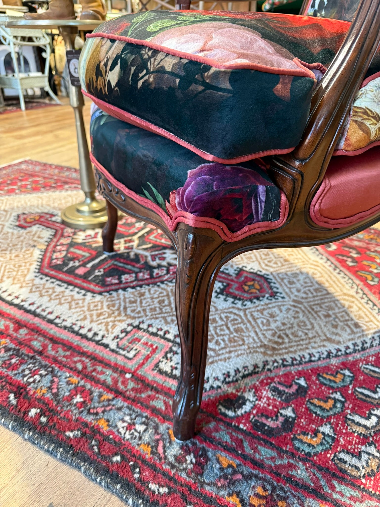 Mona Lisa-Inspired Chair