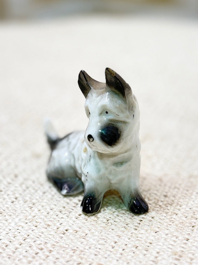 Small Scottish Terrier Figurine 2