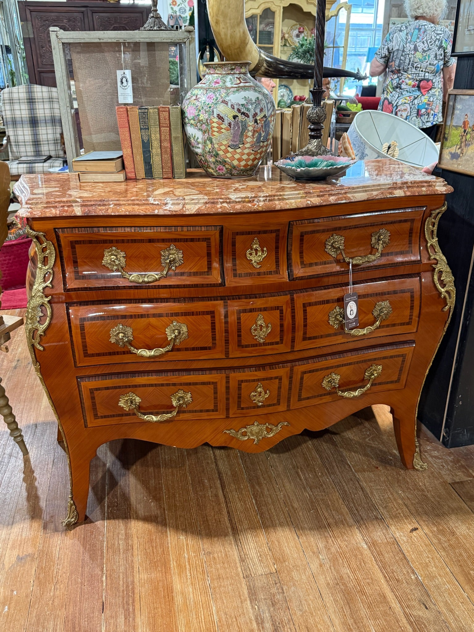 Vintage Italian Louis XV-Inspired Bombe Chest with Rosewood Veneer and Pink Marble Top