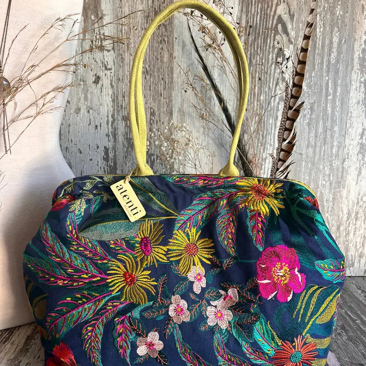Flora Pioneer, Atenti USA Handmade, Embroidered Mary Poppins Snap Frame Bag
